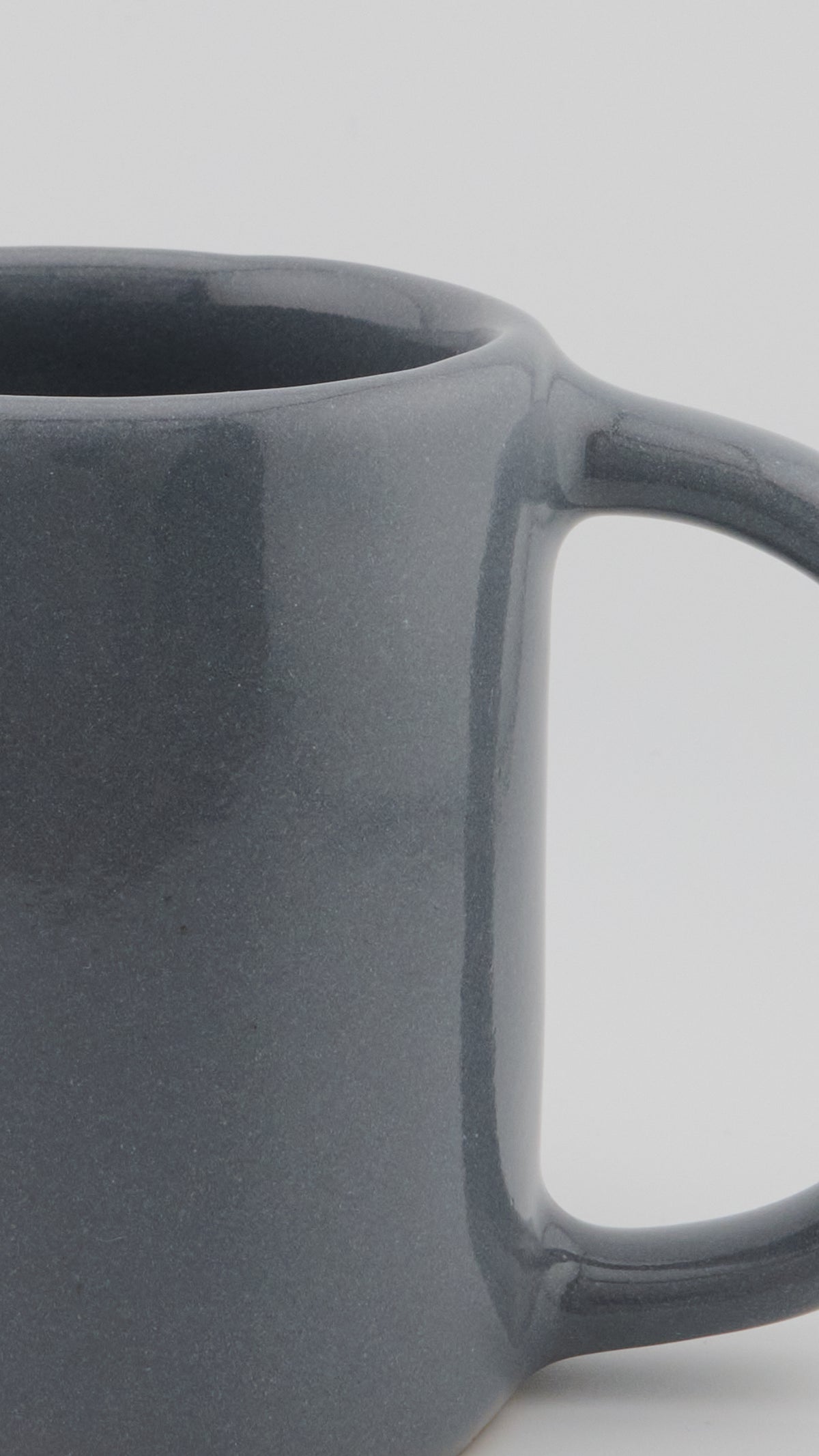TAZA LATE AZUL - By Saudara