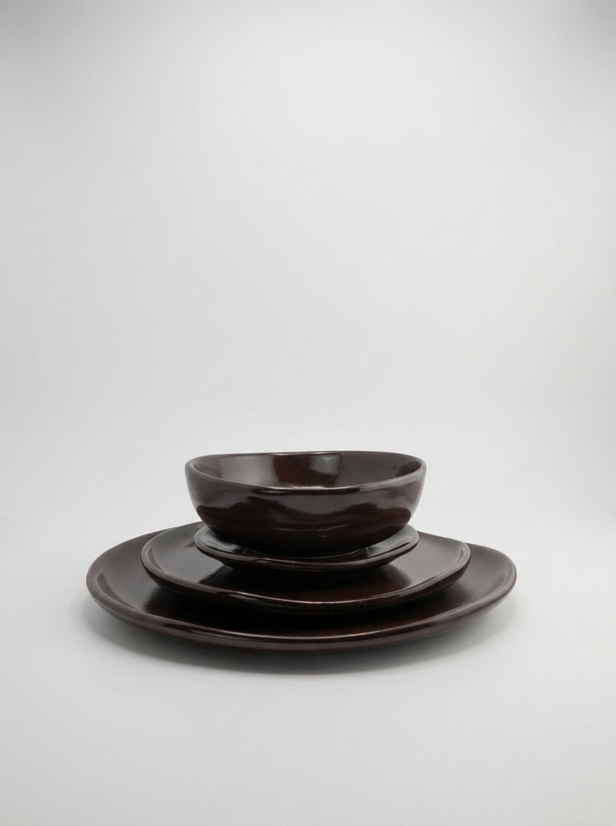VAJILLA AMORFO SET DE 2 - CHOCOLATE BRILLANTE - By Saudara